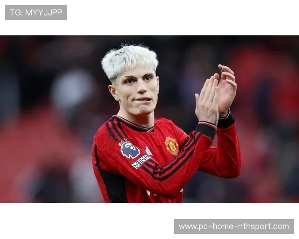 曼联冬窗可 2000 万拿下铁腰？红魔必须快抢