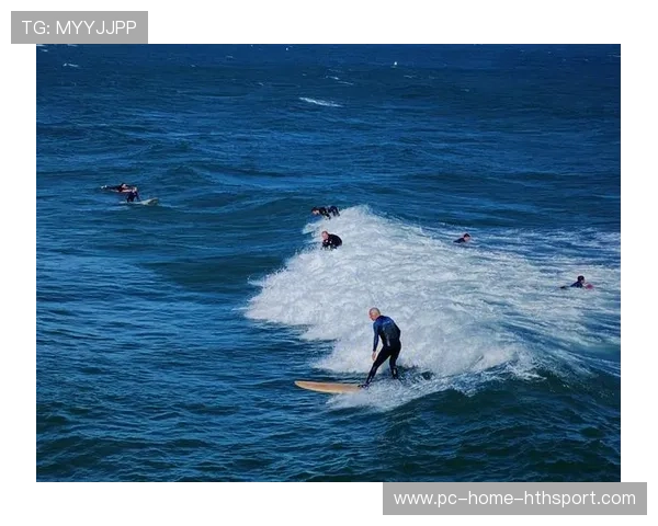 伯恩茅斯擅长制造意外——把日常变成惊喜的生活美学