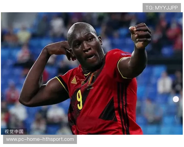 卢卡库强健护球开路，比利时围绕中锋形成多重压制：从场上战术到训练场落地