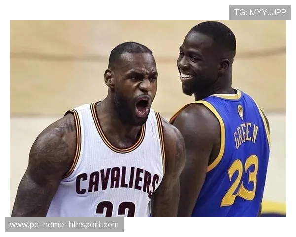 格林大帽扇飞对手上篮点燃替补席