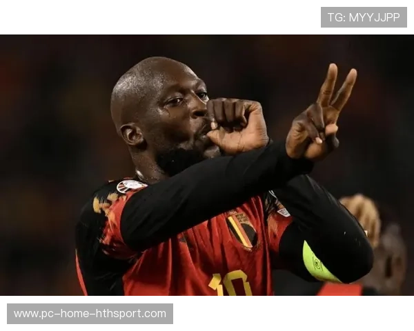 卢卡库抢点凌空抽射，比利时前场压制效果惊人