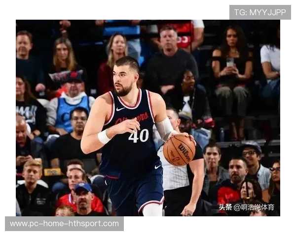 祖巴茨冲板补篮连发，湖人禁区被压制，祖巴茨防守怎么样
