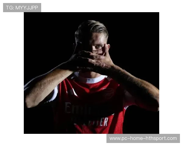 萨卡低平球传中变成制胜球阿森纳庆祝